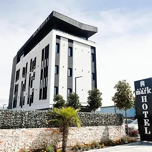 Mark Hotel Tirana فندق تيرانا